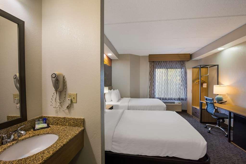 Clarion Pointe Sevierville-Pigeon Forge الغرفة الصورة