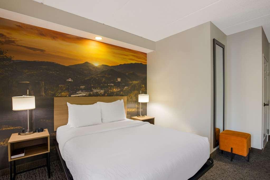Clarion Pointe Sevierville-Pigeon Forge الغرفة الصورة