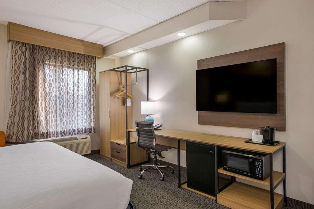 Clarion Pointe Sevierville-Pigeon Forge الغرفة الصورة