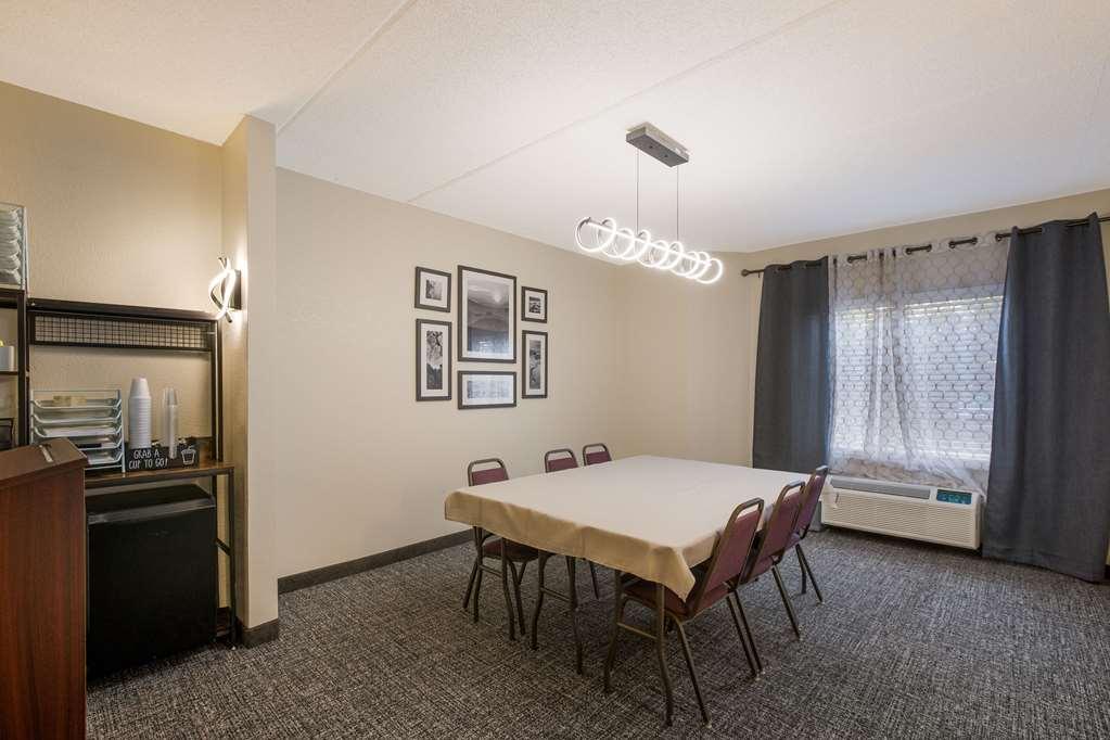 Clarion Pointe Sevierville-Pigeon Forge المرافق الصورة