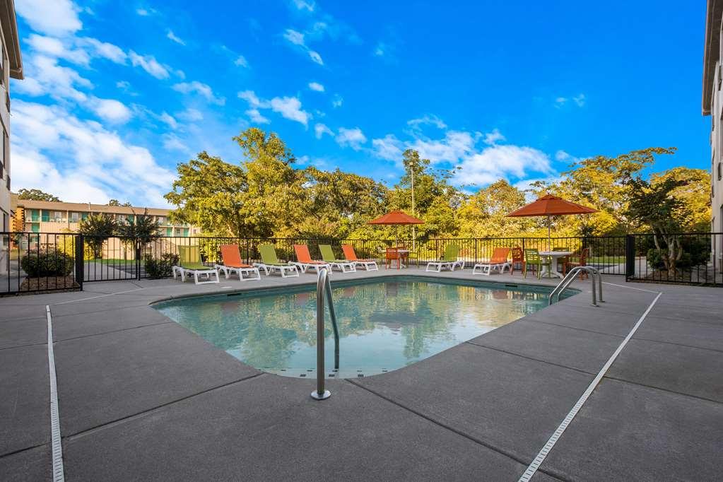 Clarion Pointe Sevierville-Pigeon Forge المرافق الصورة